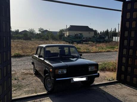 LADA (VAZ) 2107 2011