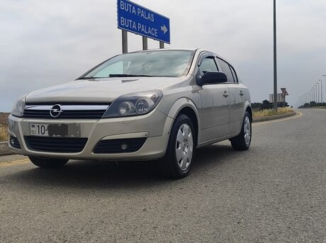 Opel Astra 2005