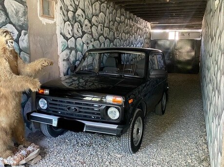 LADA (VAZ) Niva 2013