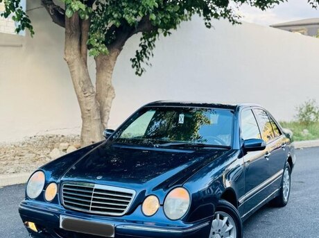 Mercedes E 240 1999