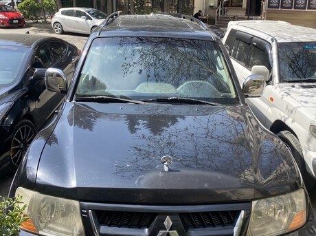 Mitsubishi Pajero 2006