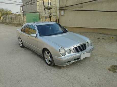 Mercedes E 240 2000