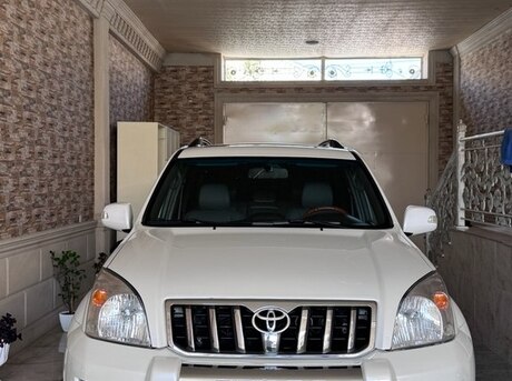 Toyota Land Cruiser Prado