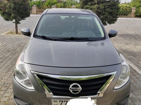 Nissan Versa 2019