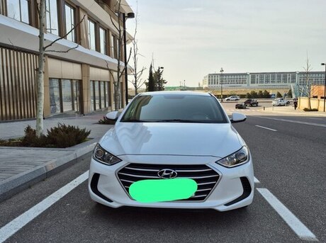 Hyundai Elantra 2017