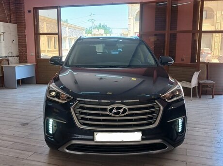 Hyundai Grand Santa Fe