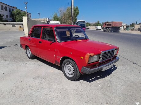 LADA (VAZ) 2107