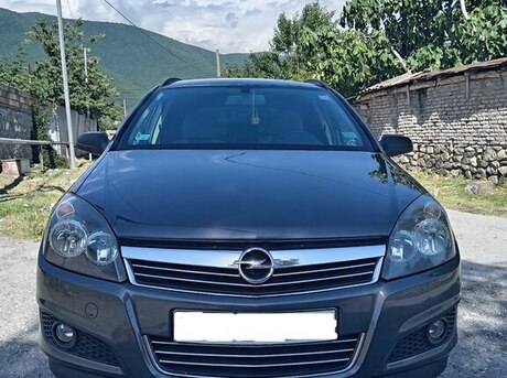 Opel Astra 2009