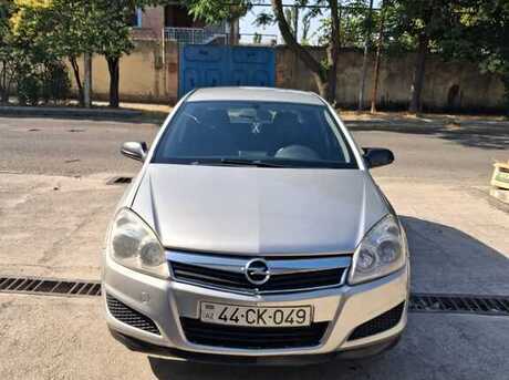 Opel Astra 2007