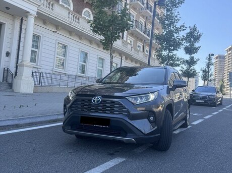 Toyota RAV4 2023