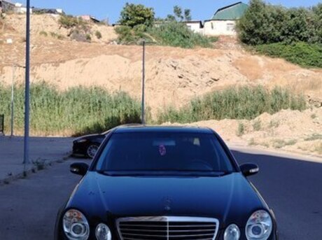 Mercedes E 240 2004