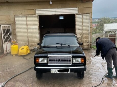 LADA (VAZ) 2107 2010