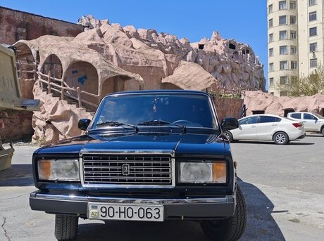 LADA (VAZ) 2107 2010