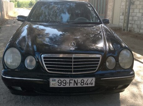 Mercedes E 220 d 2000