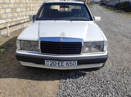 Mercedes 190