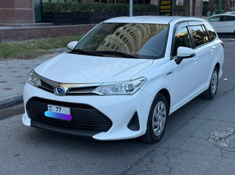 Toyota Corolla Fielder 2018