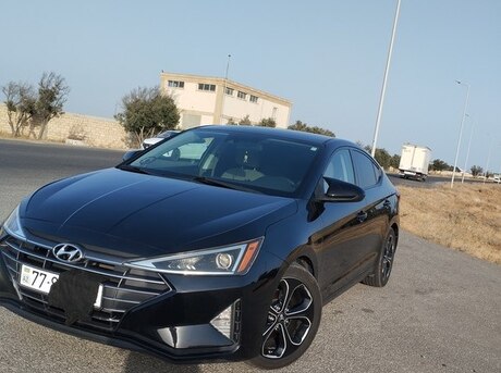 Hyundai Elantra 2019
