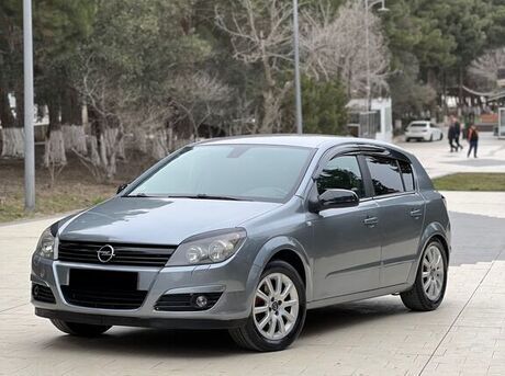 Opel Astra 2005