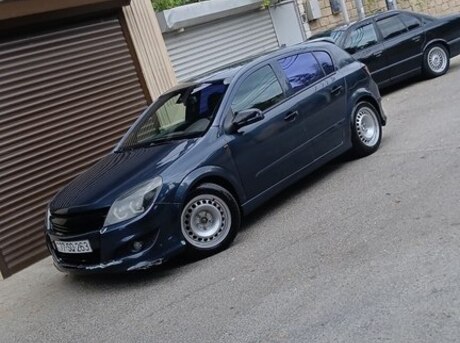Opel Astra 2008