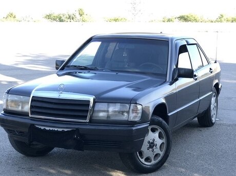 Mercedes 190 1990