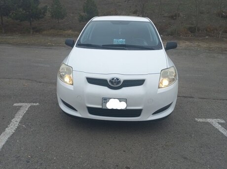 Toyota Auris 2009
