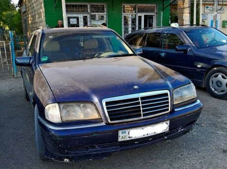 Mercedes C 250 d 2000
