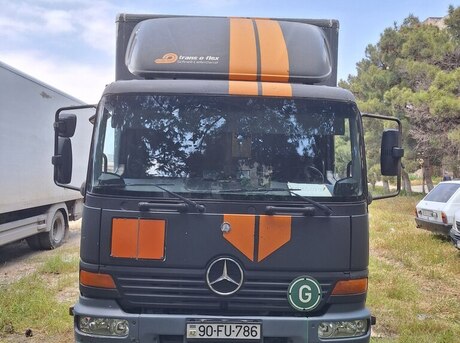Mercedes Atego 815 2003