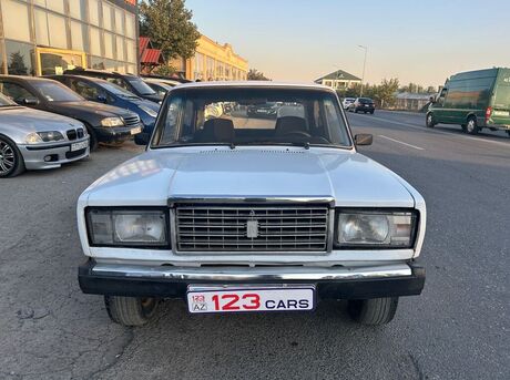 LADA (VAZ) 2107