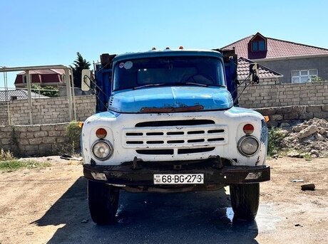 ZIL 130