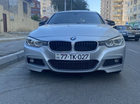 BMW 330 2017
