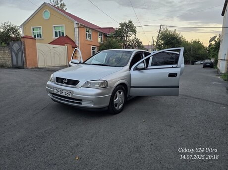 Opel Astra 2001