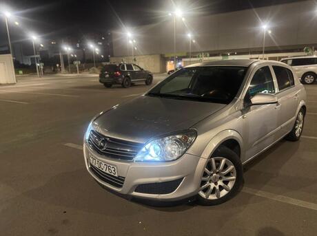 Opel Astra 2007