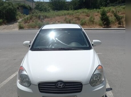 Hyundai Accent 2009
