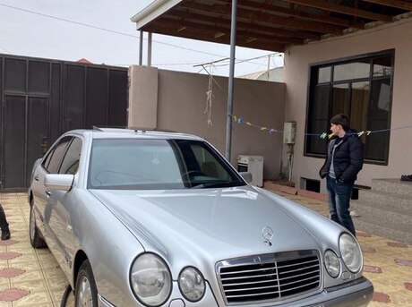 Mercedes E 240 1998