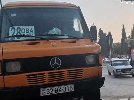 Mercedes 208 D 1993