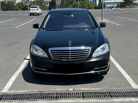 Mercedes S 500