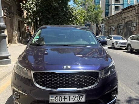 Kia Carnival