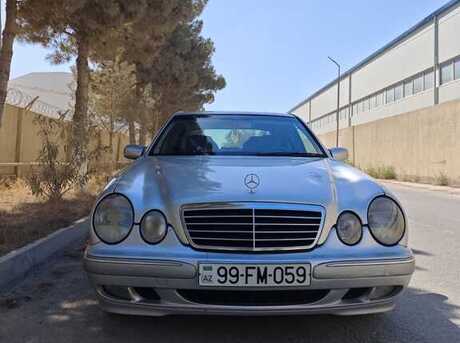 Mercedes E 220 d 2000