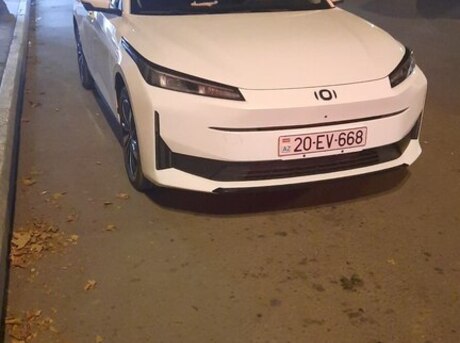 Changan Qiyuan A05 2024