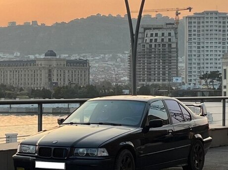 BMW 320 1993