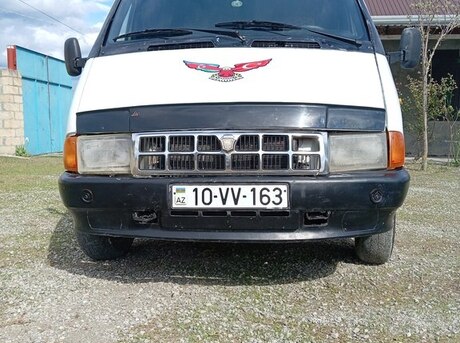 GAZ Sobol 2000