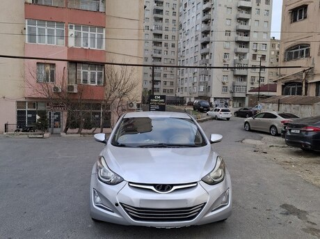 Hyundai Elantra 2013