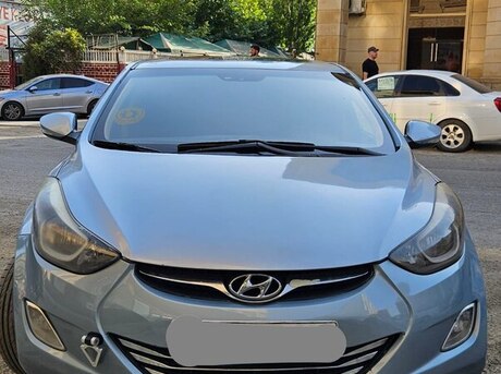 Hyundai Elantra 2012