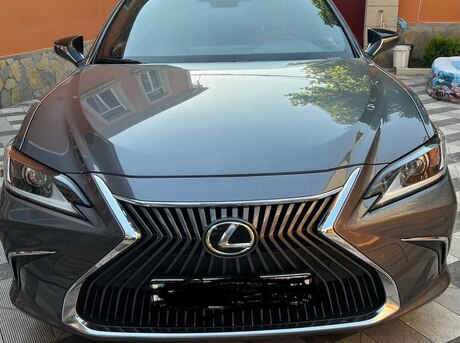 Lexus ES 250 2020