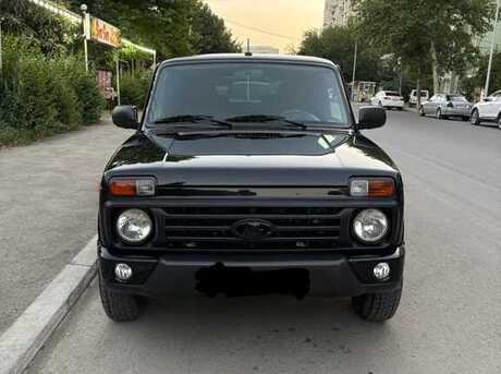 LADA (VAZ) Niva 2023