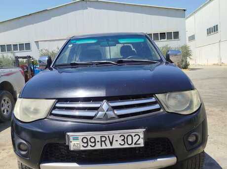 Mitsubishi L200 2011