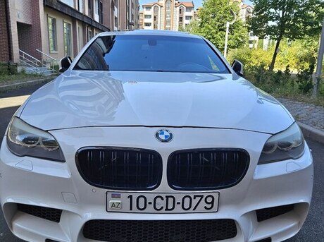BMW 528