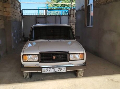 LADA (VAZ) 2107 2005