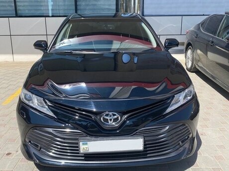 Toyota Camry 2019