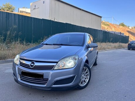 Opel Astra 2008